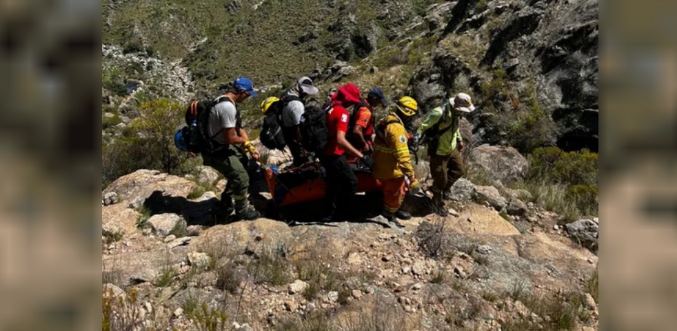Un operativo de emergencia en las Altas Cumbres de Córdoba logró salvar la vida de una&nbsp;excursionista