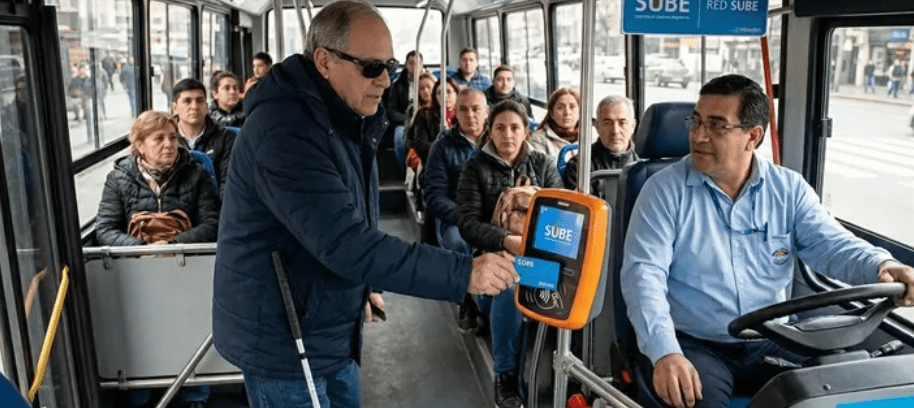 SUBE: El Gobierno nacional garantiza viajes gratuitos en colectivo a personas con discapacidad